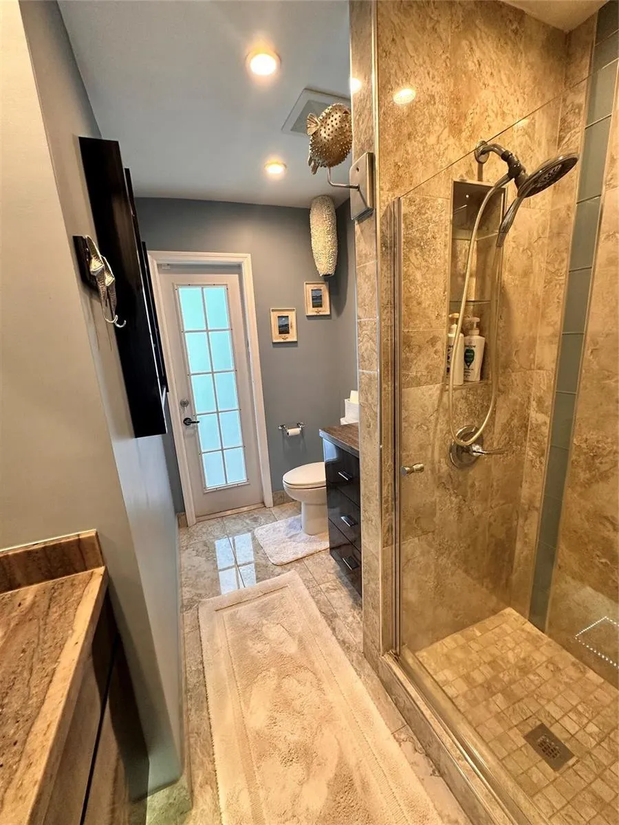 1098 NW 15TH AVENUE Boca Raton, FL 33486