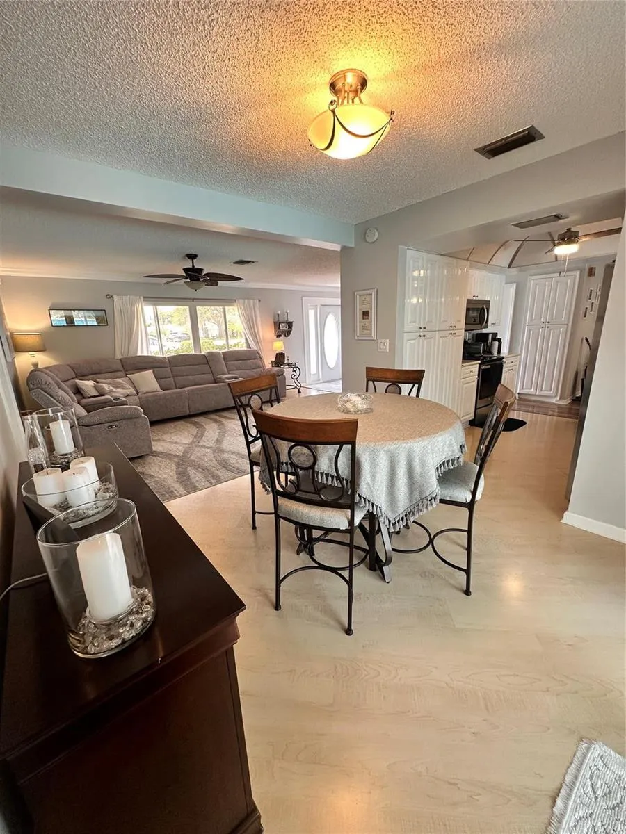 1098 NW 15TH AVENUE Boca Raton, FL 33486