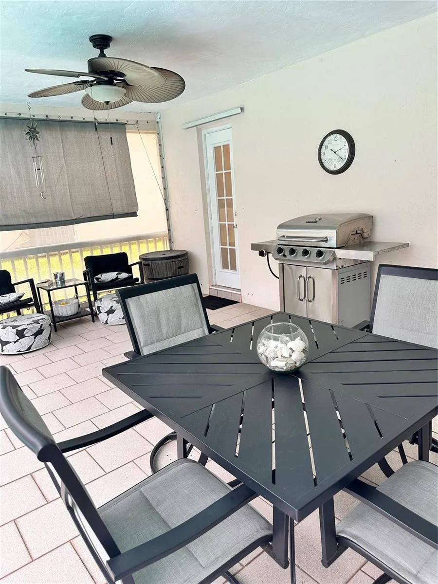 1098 NW 15TH AVENUE Boca Raton, FL 33486