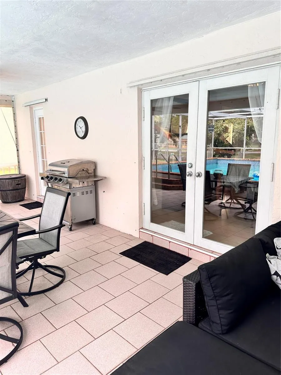 1098 NW 15TH AVENUE Boca Raton, FL 33486
