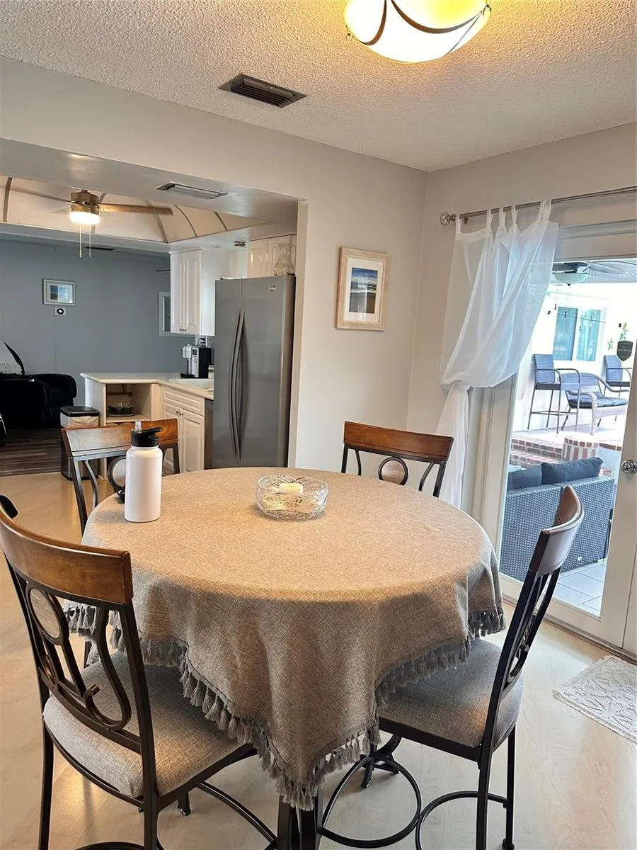 1098 NW 15TH AVENUE Boca Raton, FL 33486