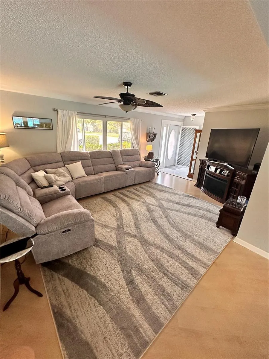 1098 NW 15TH AVENUE Boca Raton, FL 33486