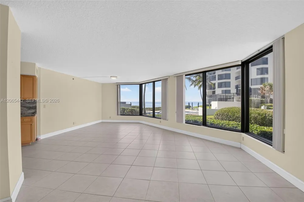 2565 S Ocean Blvd #112N Highland Beach, FL 33487