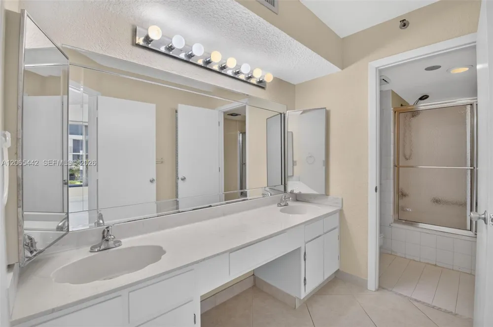 2565 S Ocean Blvd #112N Highland Beach, FL 33487
