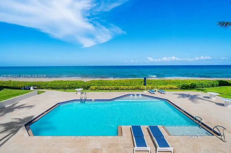 2565 S Ocean Blvd #112N Highland Beach, FL 33487