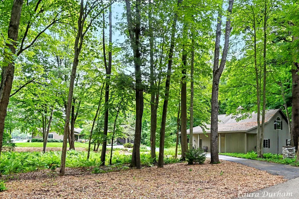 3636 Vienna Stras Street Laketown Township, MI 49423