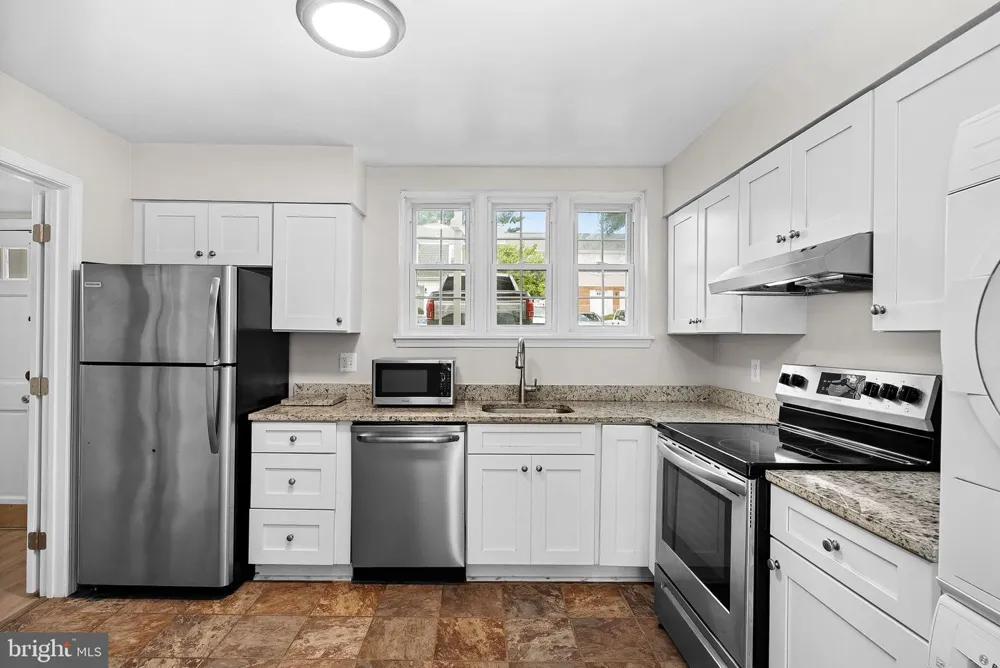14409 TURIN LANE Centreville, VA 20121