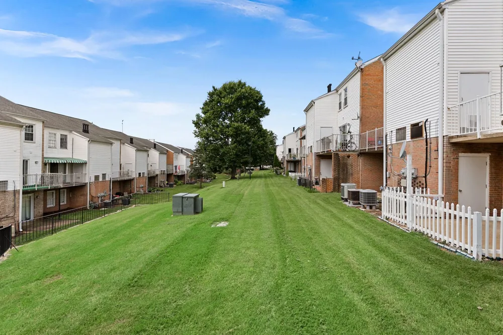 14409 TURIN LANE Centreville, VA 20121