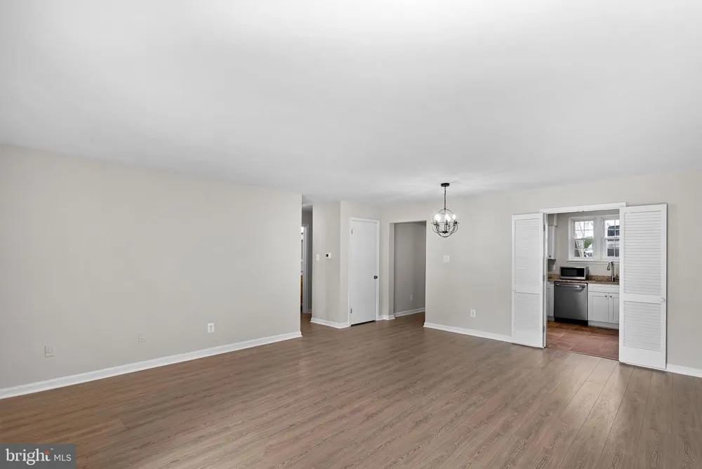 14409 TURIN LANE Centreville, VA 20121
