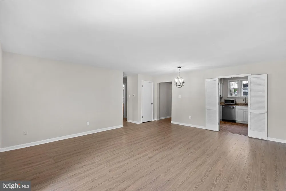 14409 TURIN LANE Centreville, VA 20121