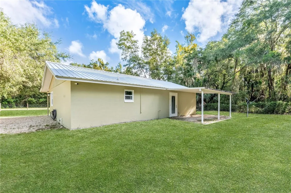 8030 SE 153RD STREET Inglis, FL 34449