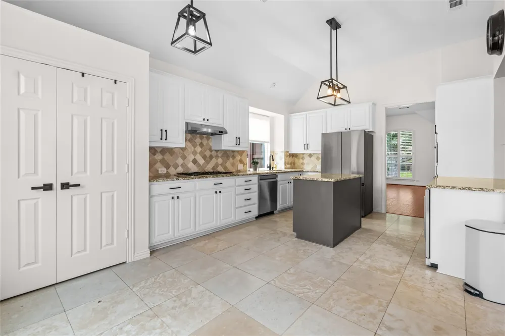 3325 Edwards Drive Plano, TX 75025