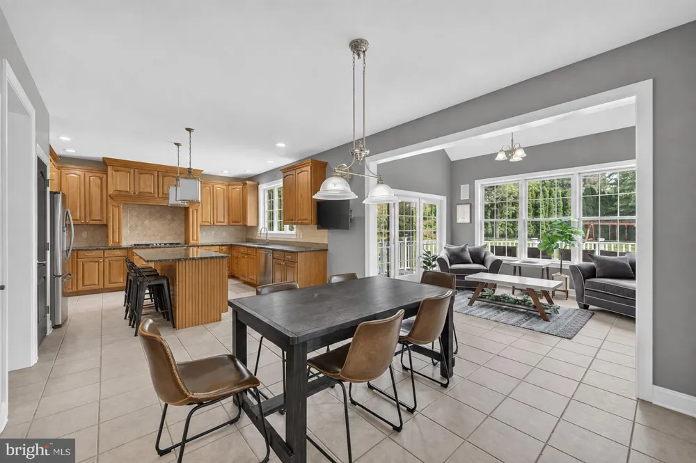 200 FAIRWAY COURT Harleysville, PA 19438