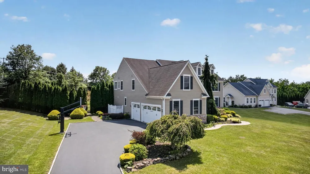 200 FAIRWAY COURT Harleysville, PA 19438