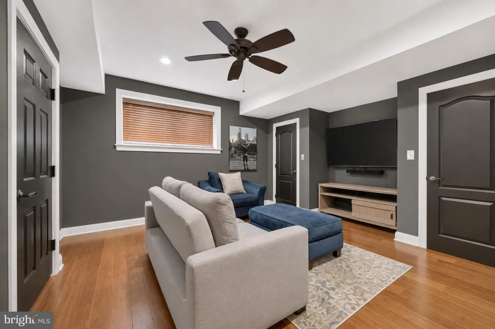 200 FAIRWAY COURT Harleysville, PA 19438