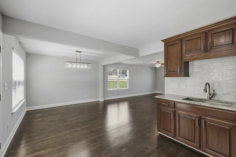121 Pledge Ct La Vergne, TN 37086