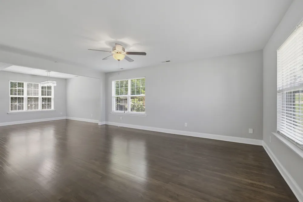 121 Pledge Ct La Vergne, TN 37086