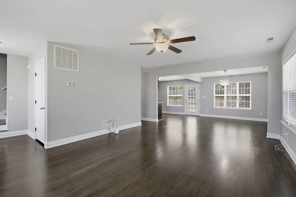 121 Pledge Ct La Vergne, TN 37086