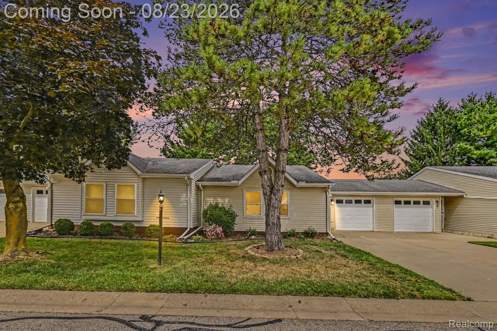 1345 Shire Court Howell Township, MI 48843