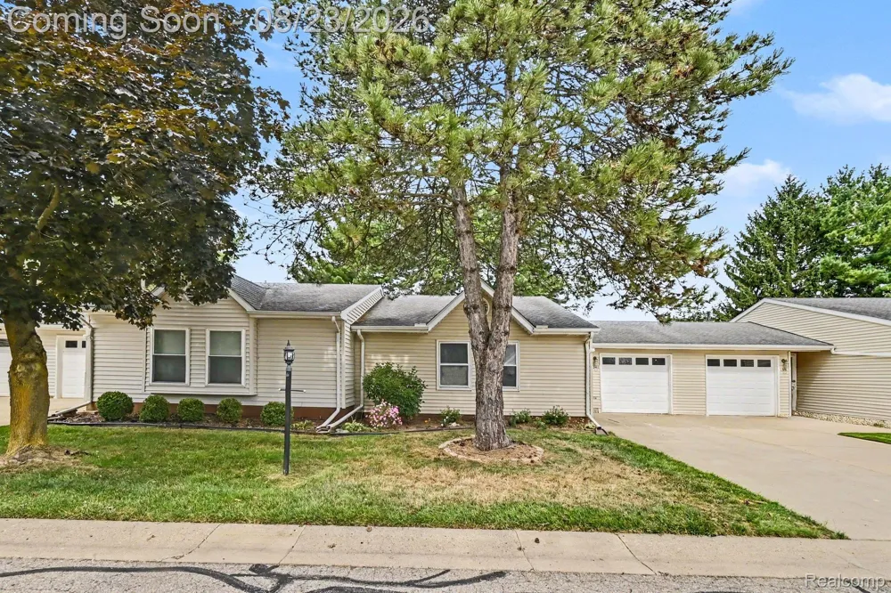 1345 Shire Court Howell Township, MI 48843