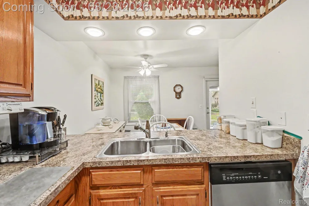 1345 Shire Court Howell Township, MI 48843
