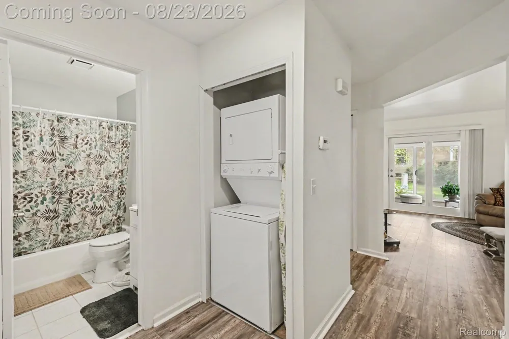 1345 Shire Court Howell Township, MI 48843
