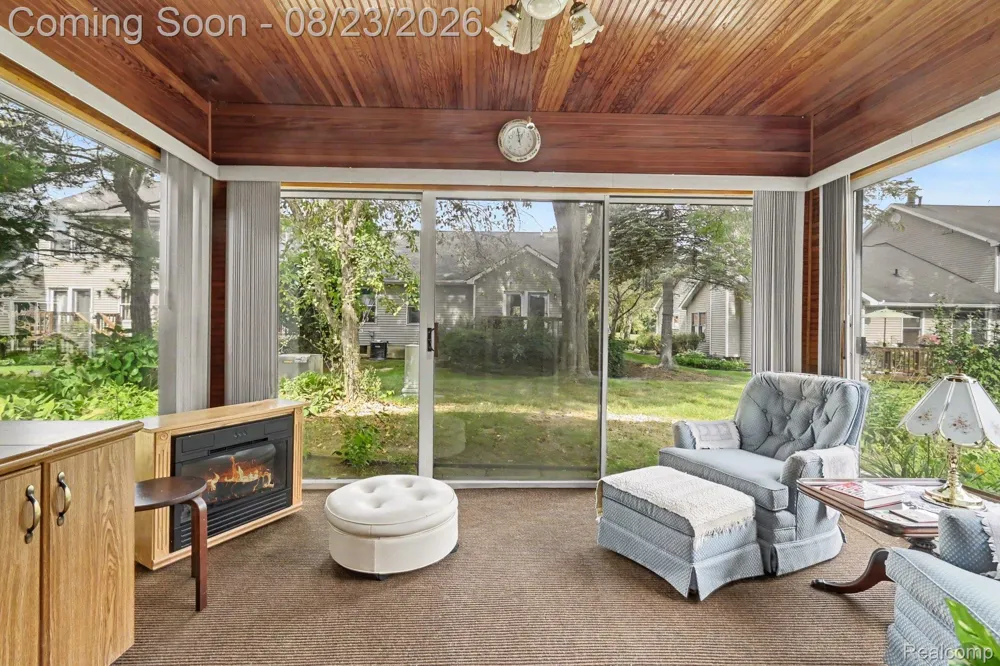 1345 Shire Court Howell Township, MI 48843