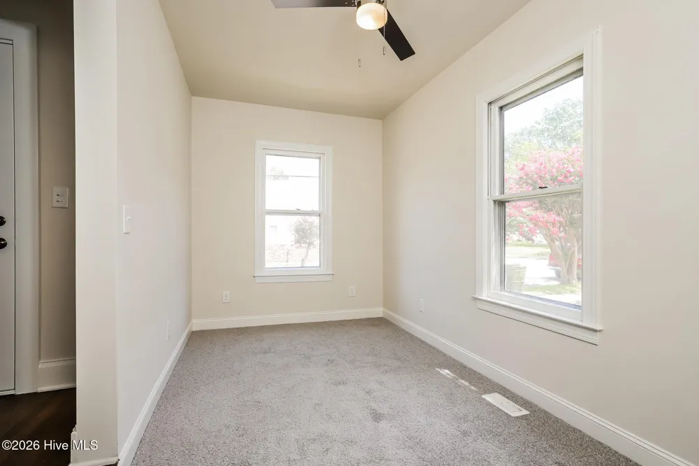 319 E Main Street Washington, NC 27889