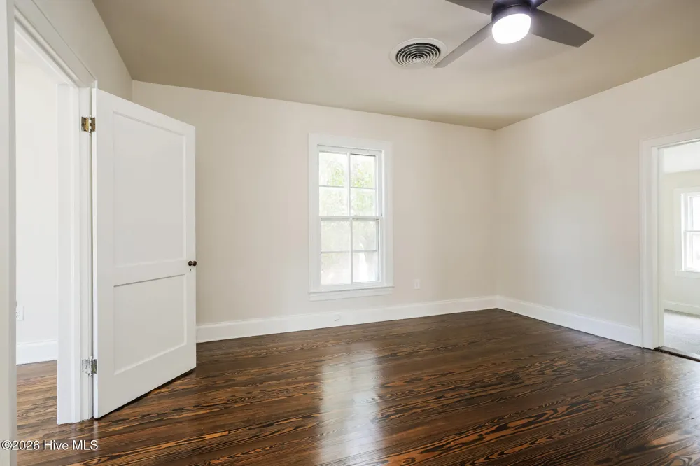 319 E Main Street Washington, NC 27889
