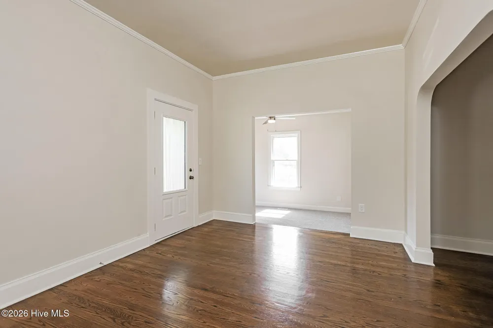 319 E Main Street Washington, NC 27889