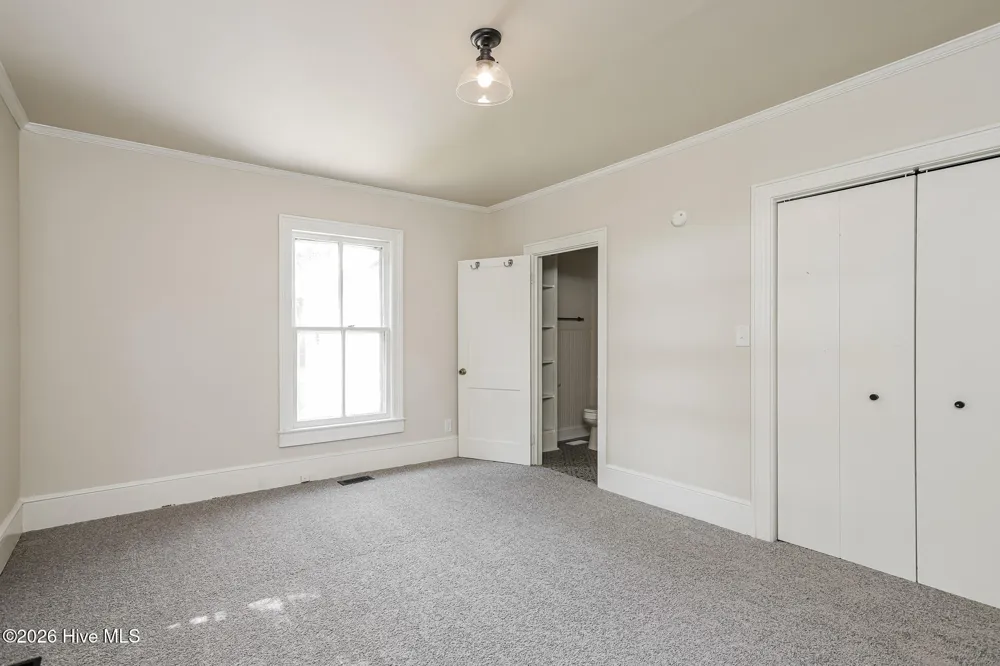 319 E Main Street Washington, NC 27889