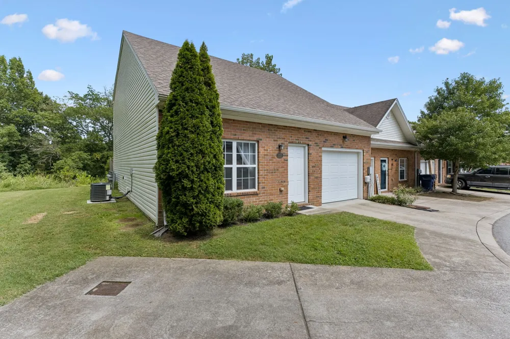 155 Canton Ct Goodlettsville, TN 37072