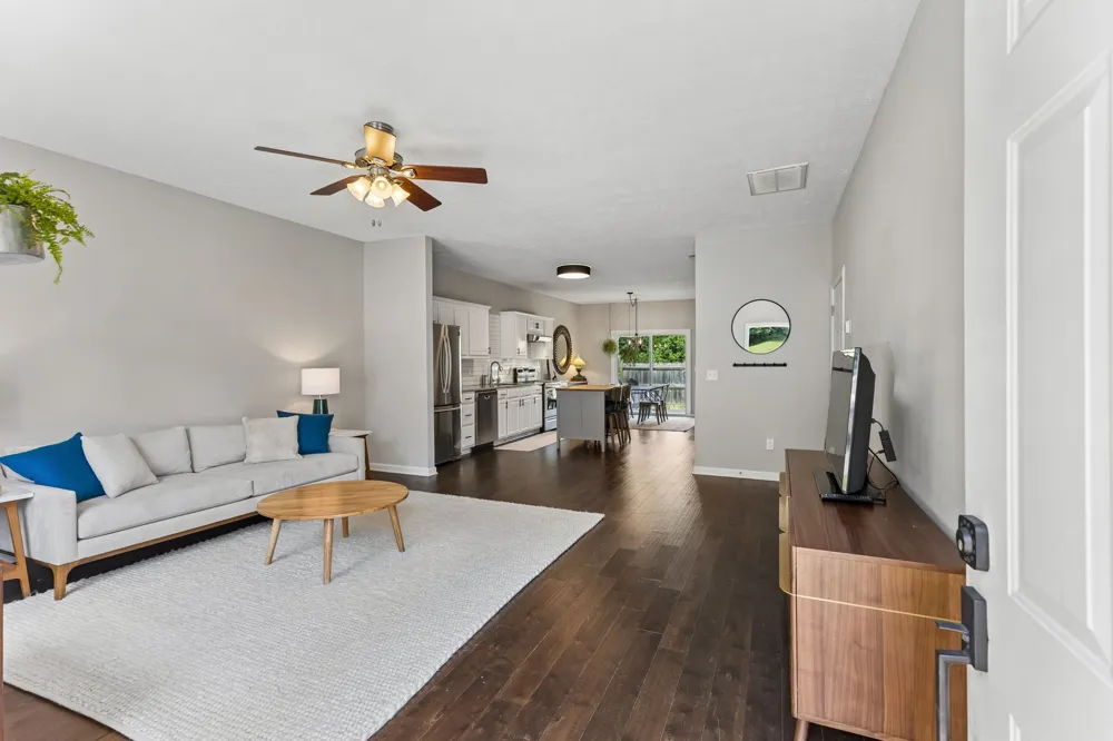155 Canton Ct Goodlettsville, TN 37072