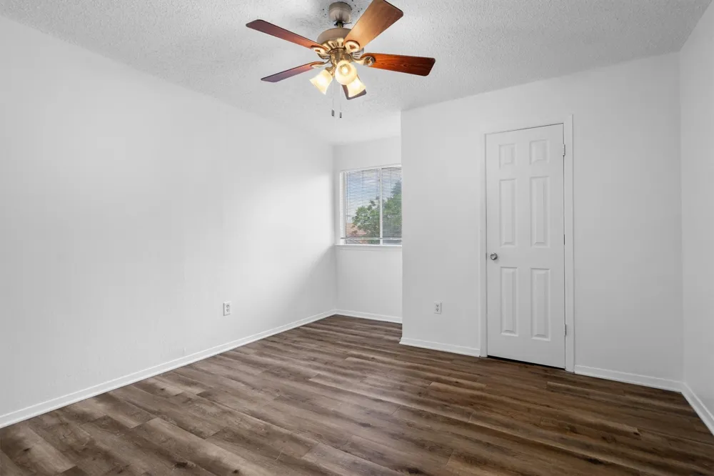 2205 Chase Court #5 Dalworthington Gardens, TX 76013