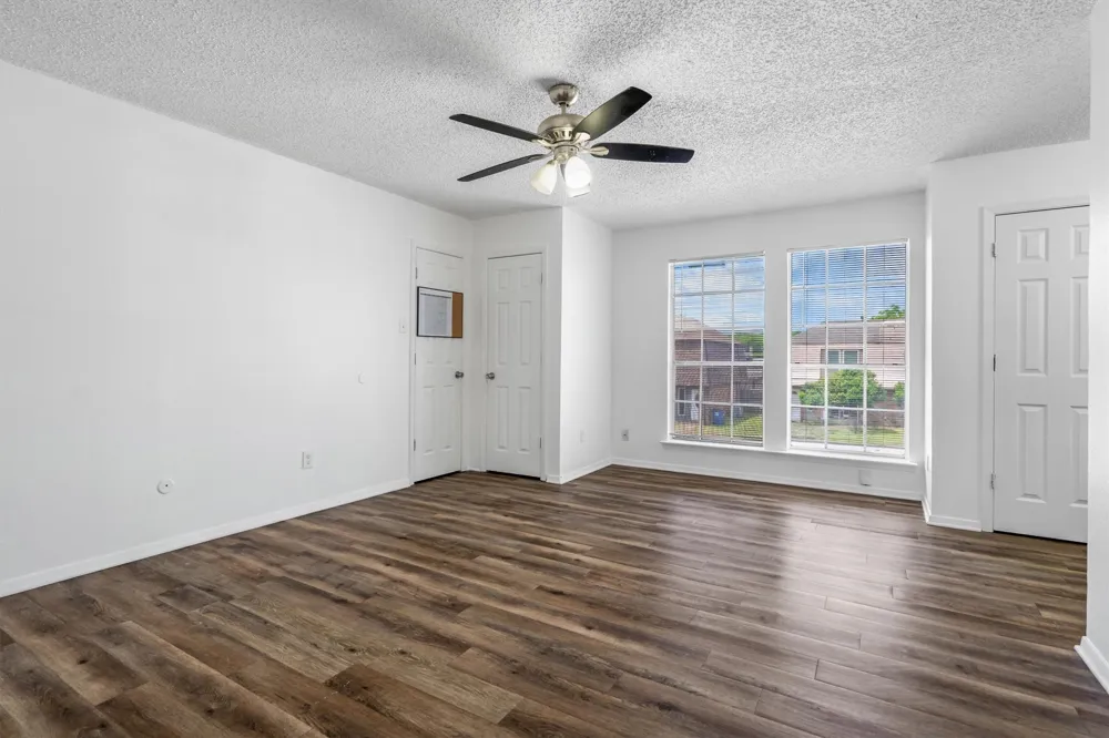 2205 Chase Court #5 Dalworthington Gardens, TX 76013