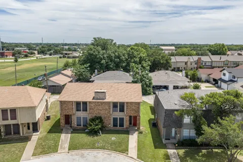 2205 Chase Court #5