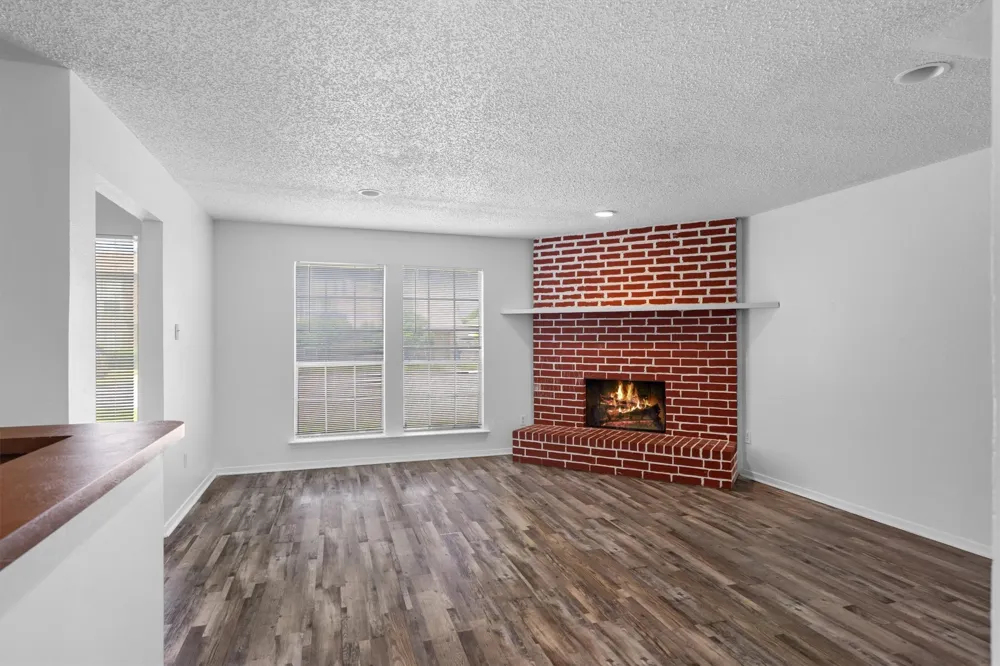 2205 Chase Court #5 Dalworthington Gardens, TX 76013
