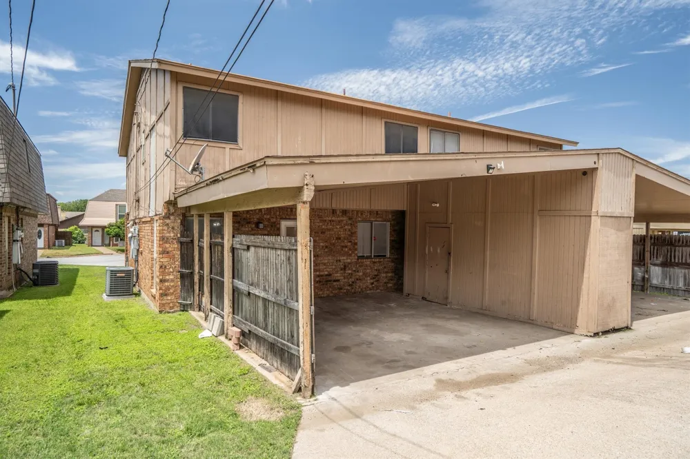 2205 Chase Court #5 Dalworthington Gardens, TX 76013