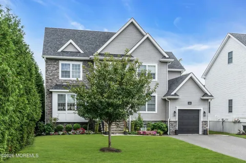 7 Dune Court