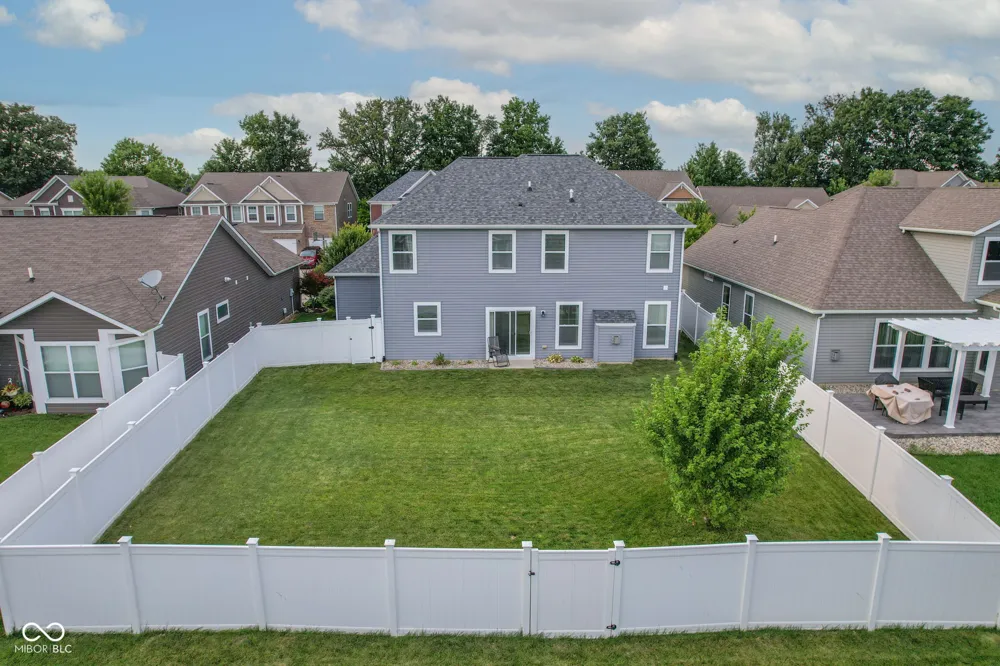 1275 Timber Bluff Road Westfield, IN 46074