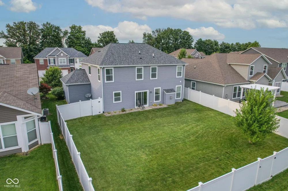 1275 Timber Bluff Road Westfield, IN 46074