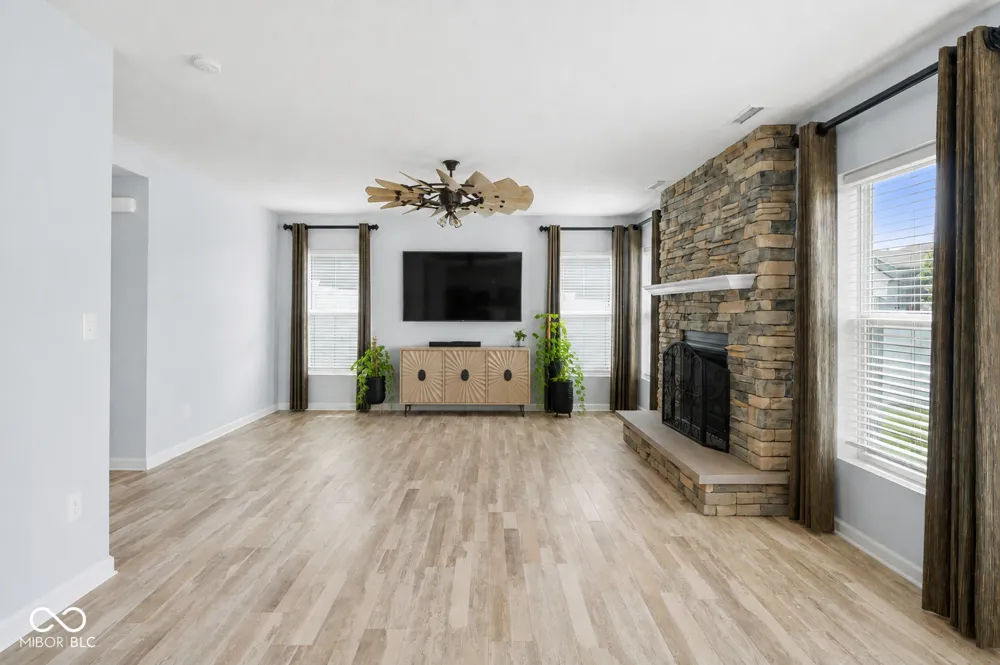 1275 Timber Bluff Road Westfield, IN 46074