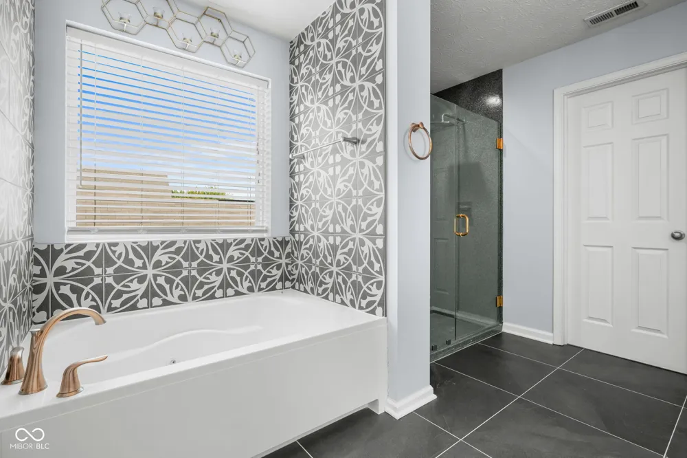 1275 Timber Bluff Road Westfield, IN 46074