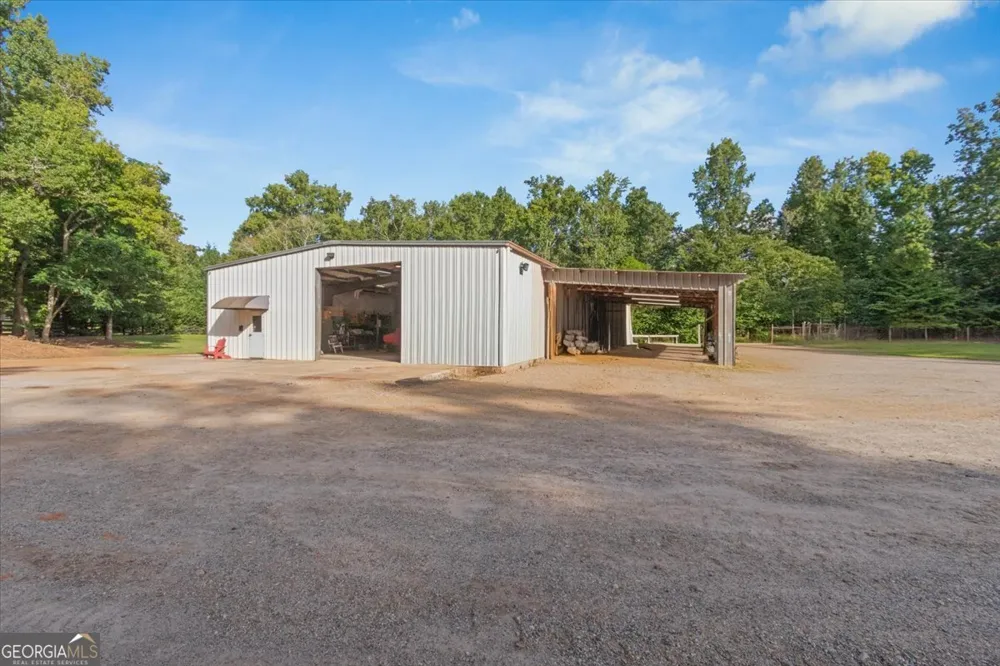 1641 Brownwood RD Madison, GA 30650