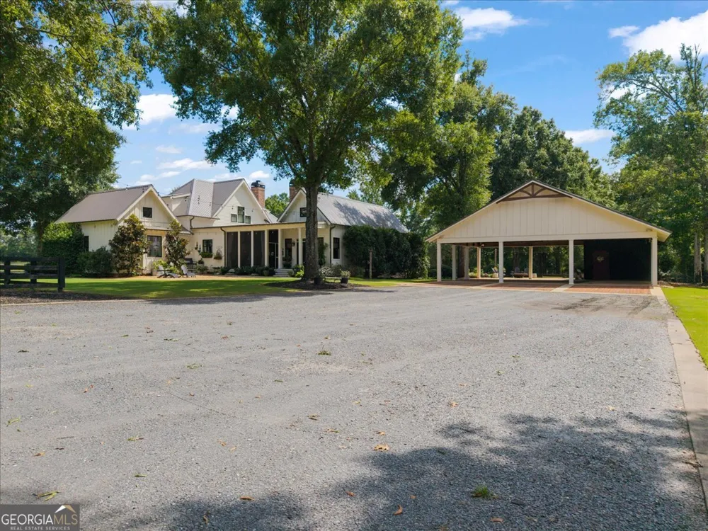1641 Brownwood RD Madison, GA 30650
