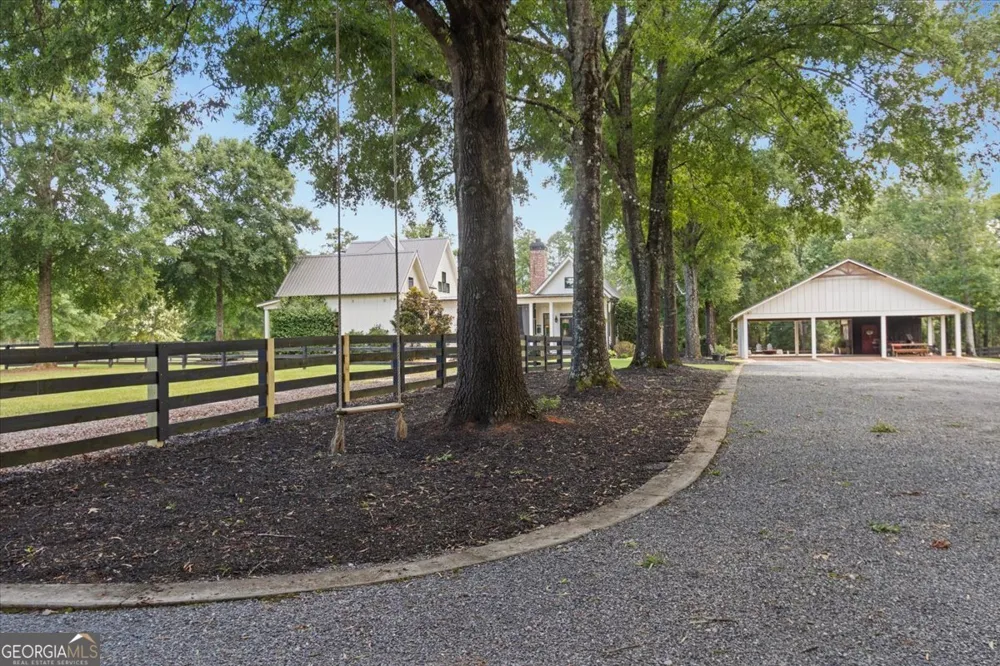 1641 Brownwood RD Madison, GA 30650