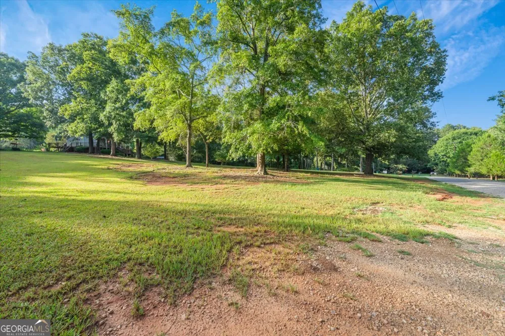 1511 Staci DR Greensboro, GA 30642