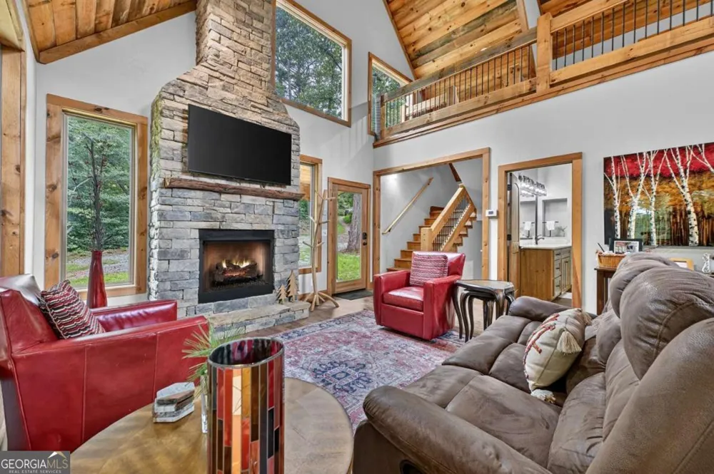232 Ridge Oaks WAY Ellijay, GA 30540