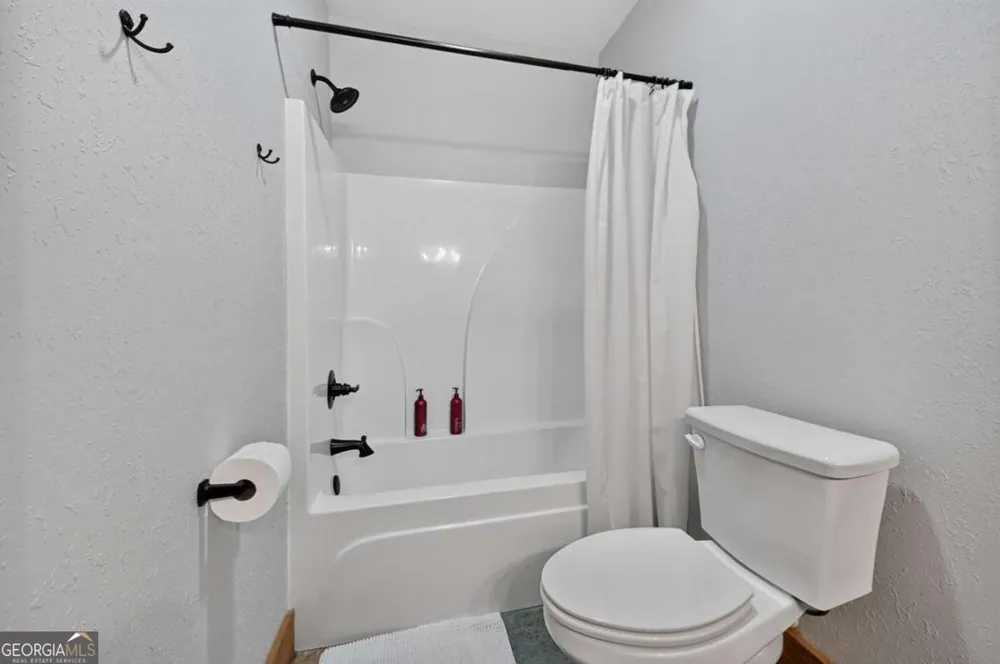 232 Ridge Oaks WAY Ellijay, GA 30540