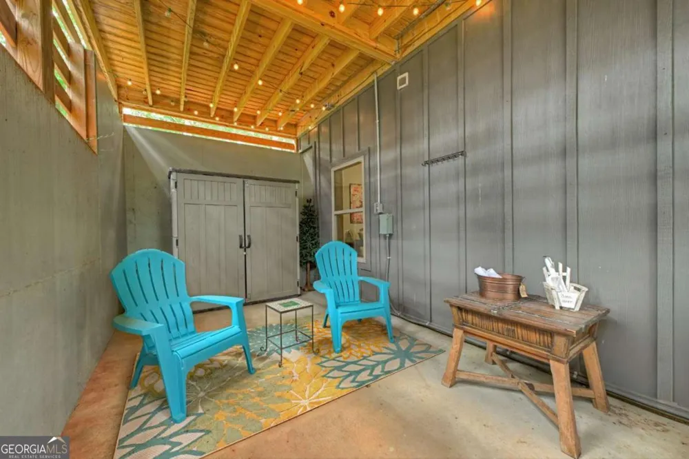 232 Ridge Oaks WAY Ellijay, GA 30540